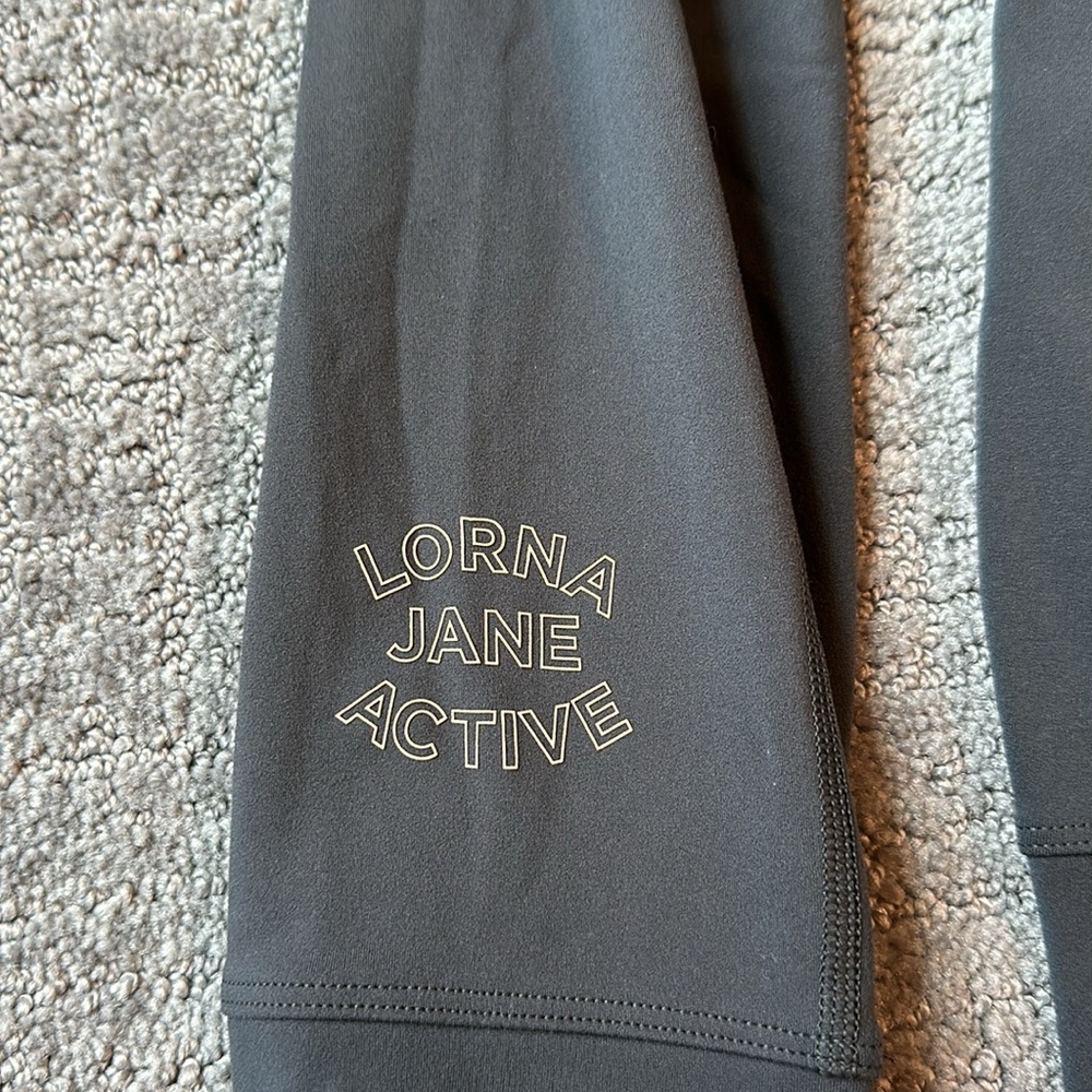 Good Condition - image 3